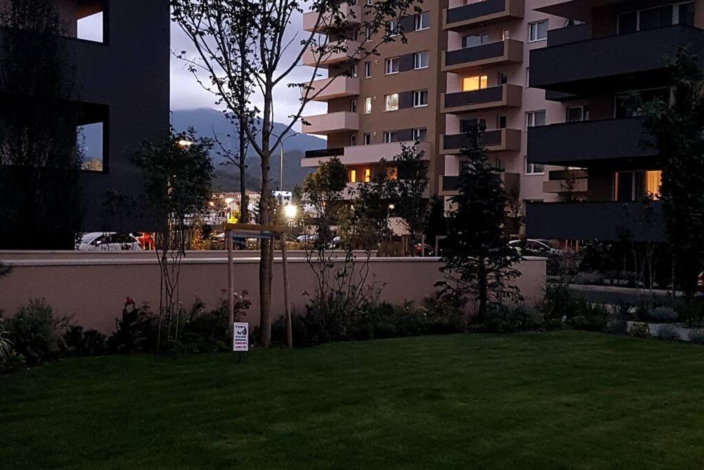 Wonderful Apartment Брашов Екстер'єр фото