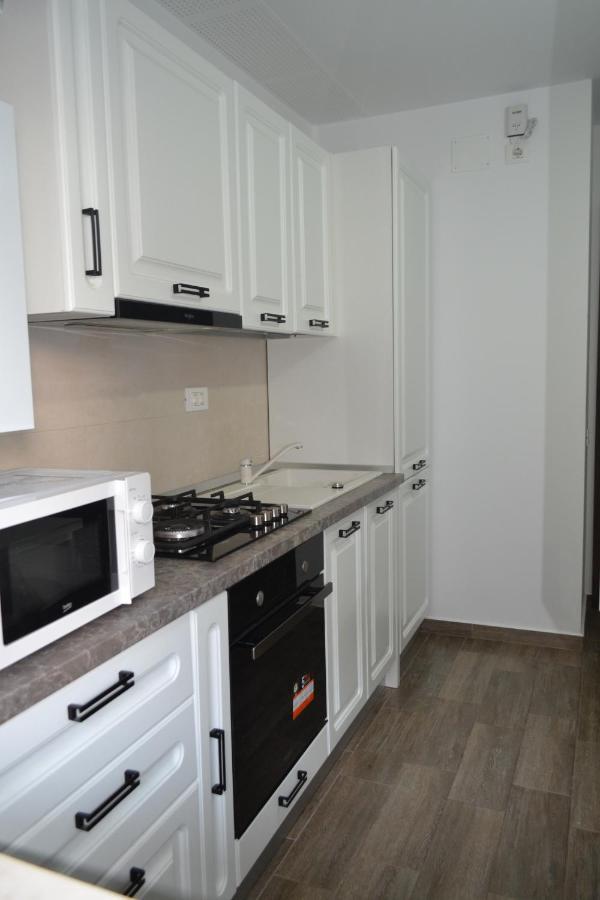 Wonderful Apartment Брашов Екстер'єр фото