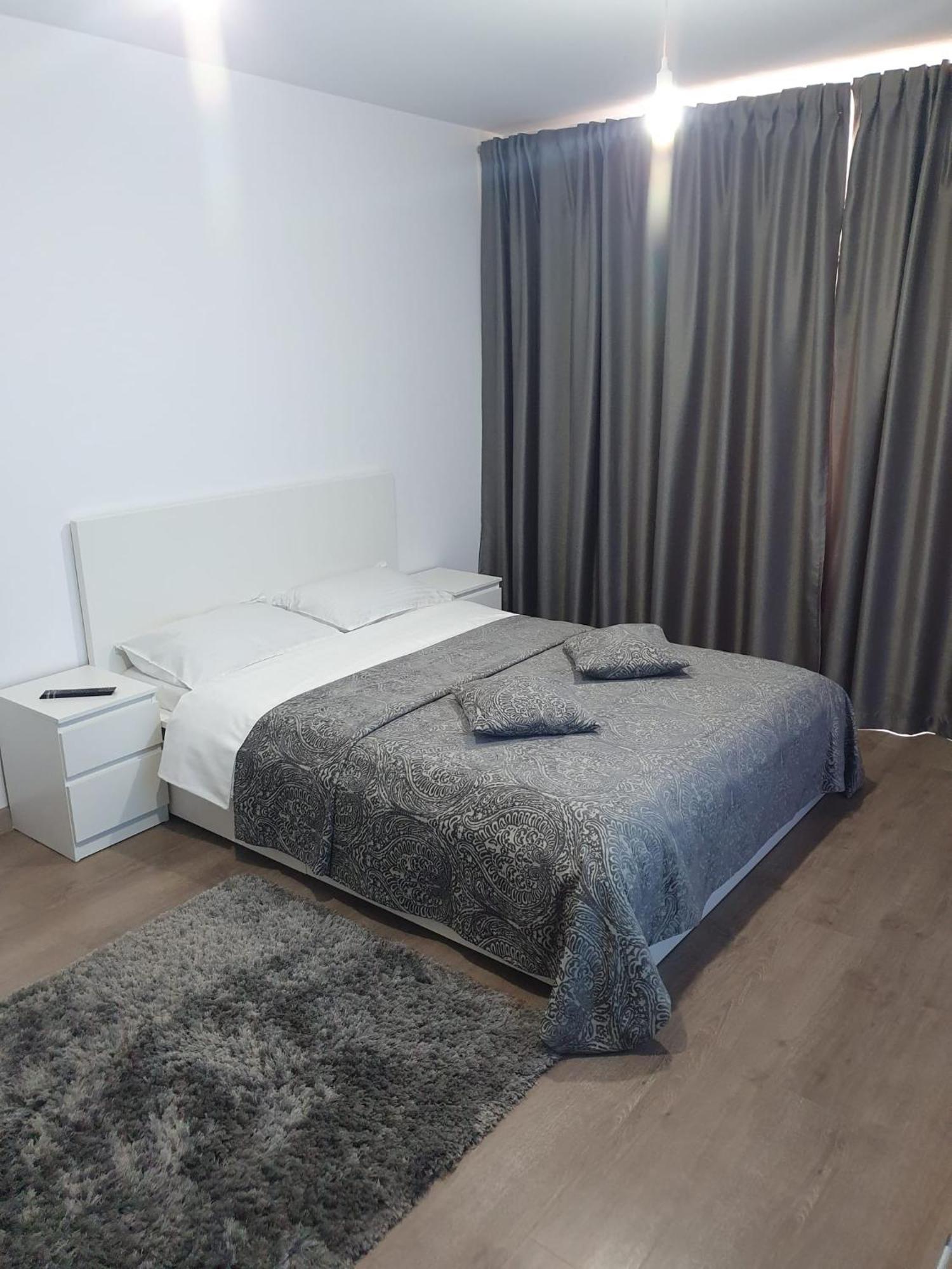 Wonderful Apartment Брашов Екстер'єр фото